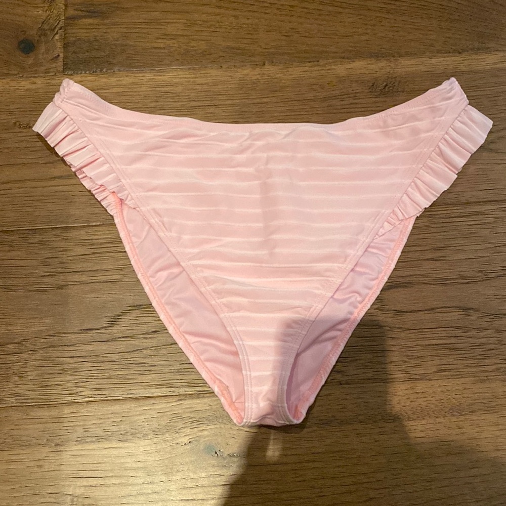 Show me your mumu pink bikini bottoms. Brand new without tag